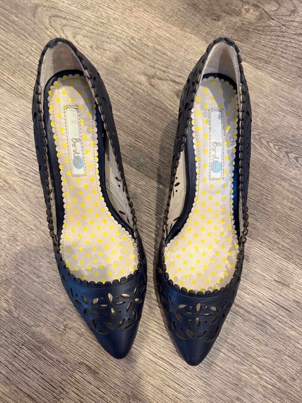 New- Boden Navy Leather Scalloped Pointed Toe Cutout Pumps- 37